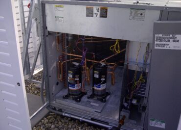 How One Bad Rooftop Equipment Screening Decision Can Derail a Commercial Project 